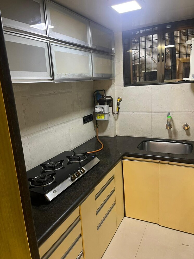 Kitchen, adarsh-nagar-society 1 Bedroom 450 Sq.Ft. Apartment In Worli Mumbai 9740028