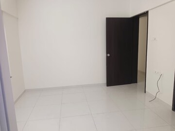 Room in 1 BHK Apartment at Sun City, Sinhagad Road – for Rent