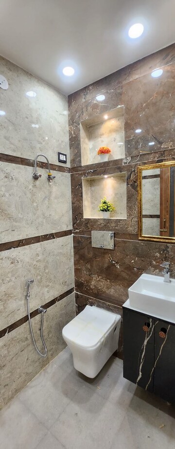 Furnished Amenities in 2 BHK Builder Floor at Nawada – for Sale