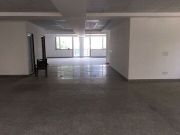 Room in  Office Space at Sector 63 – for Rent
