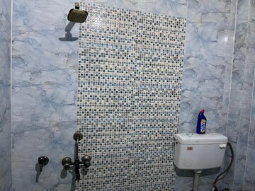 Bathroom in 1.5 BHK Independent House at Sector 22 – for Rent