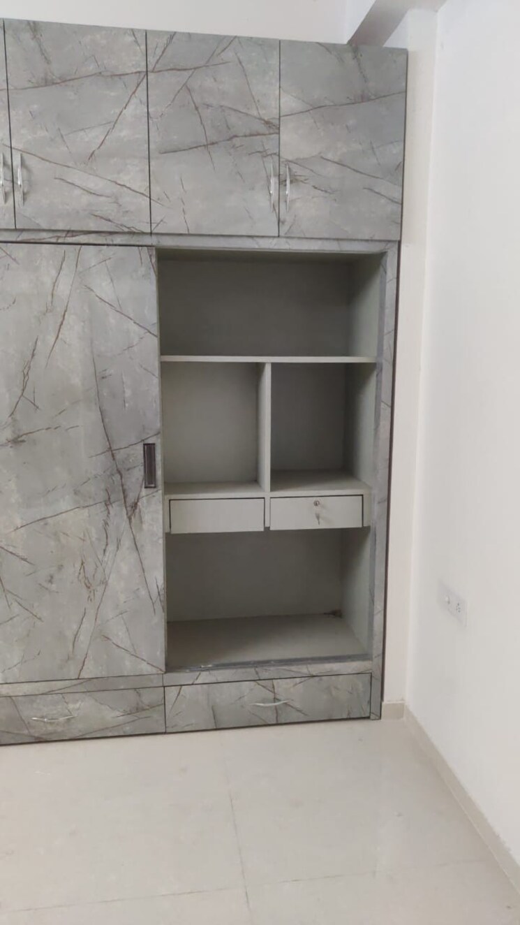 Bathroom, omaxe-the-palace 3 Bedroom 1550 Sq.Ft. Apartment In Gomti Nagar Lucknow 9740375