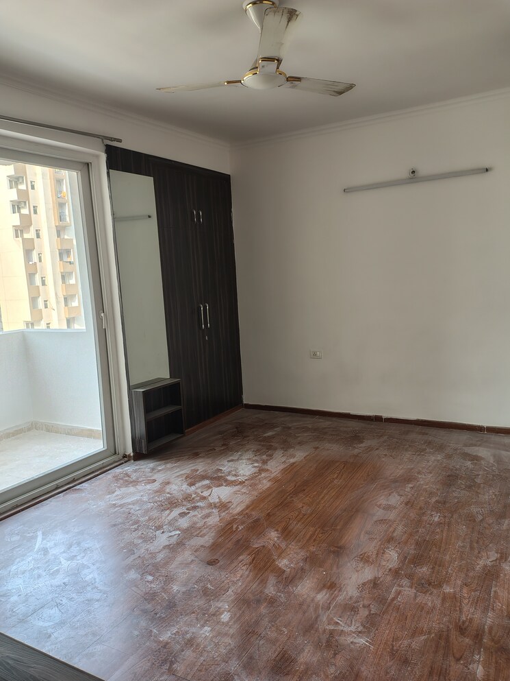 Cover Image, amrapali-leisure-park 3 Bedroom 1730 Sq.Ft. Apartment In Amrapali Leisure Valley Greater Noida 9740411