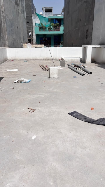 Parking in 3 BHK Independent House at Govindpuram – for Sale