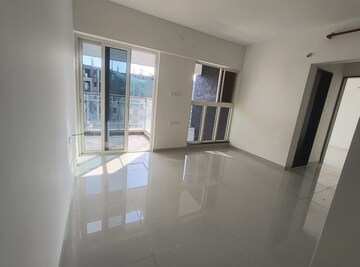 Room in 1 BHK Apartment at Paranjape Trident Towers, Wakad – for Rent