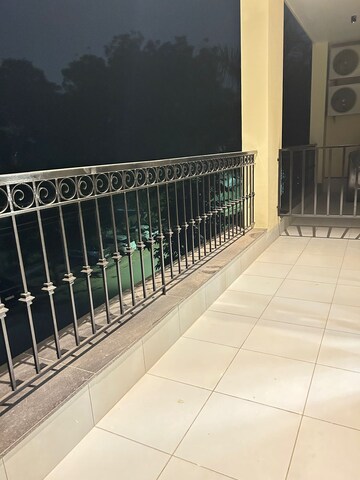 Balcony in 1 BHK Builder Floor at Huda Market, Sector 31 – for Rent