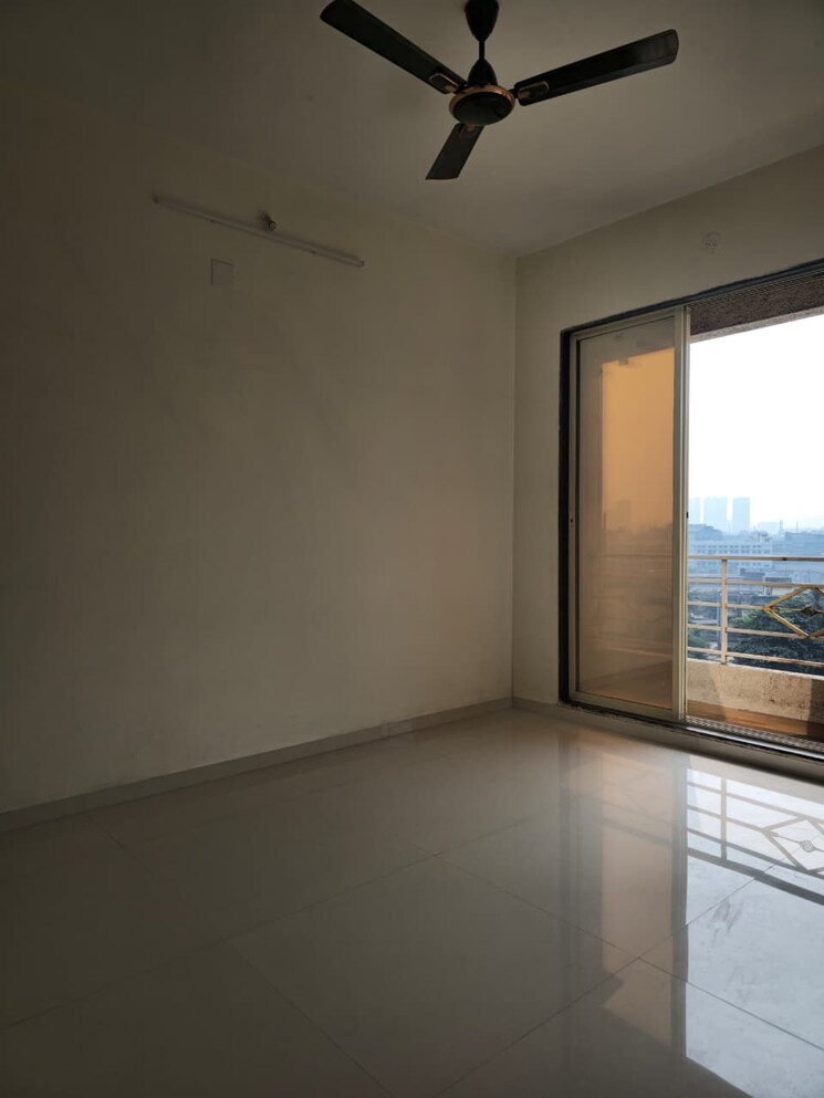 Room, dadar west 2 Bedroom 1150 Sq.Ft. Apartment In Dadar West Mumbai 9740463