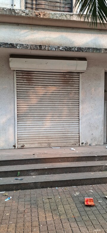  Shop – Exterior View View at Metro Heights Kandivali, Kandivali West - for Rent