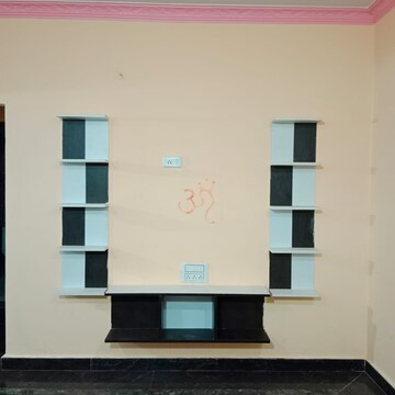 Room in 2 BHK Builder Floor at Akshya Nagar – for Rent