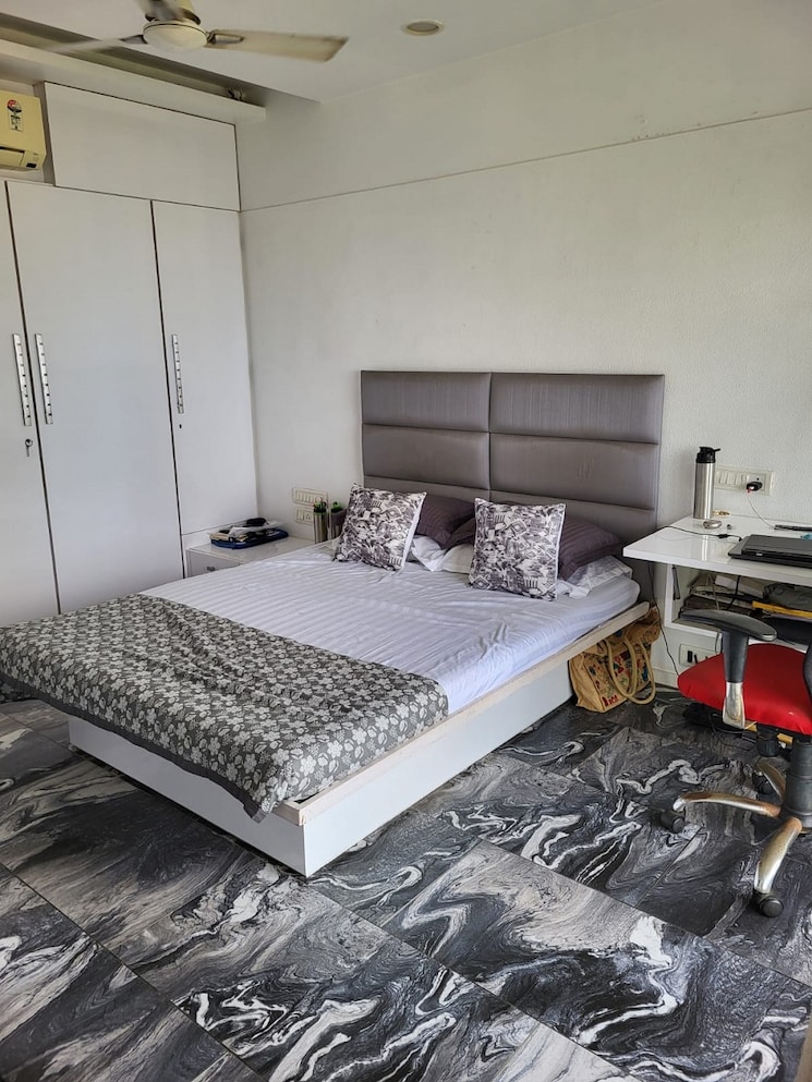 Bedroom, bandra west 3 Bedroom 1100 Sq.Ft. Apartment In Bandra West Mumbai 9740860