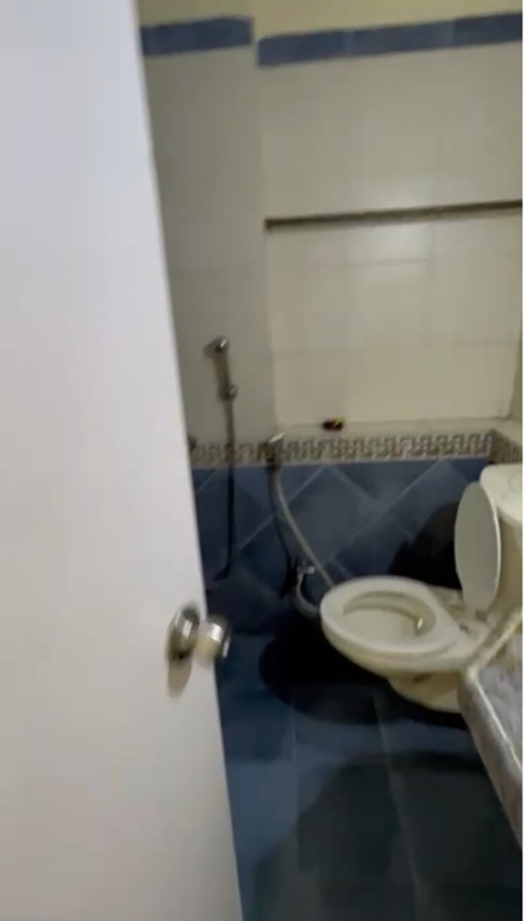 Bathroom, kukreja-residency 2 Bedroom 910 Sq.Ft. Apartment In Chembur Mumbai 9741082