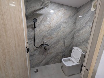 Bathroom in Studio Builder Floor at Sushant Tower, Sector 56 – for Rent