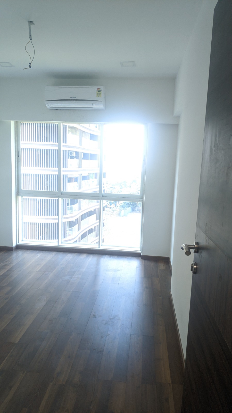 Bedroom in 2 BHK Apartment at Rite Skyluxe, Chembur – for Rent