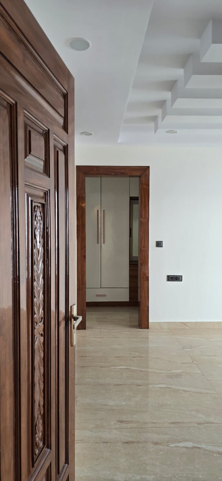 Room, faridabad central 4 Bedroom 360 Sq.Yd. Builder Floor In Faridabad Central Faridabad 9741419