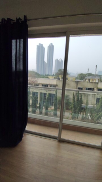 Staircase in 1 BHK Apartment at Indiabulls One Indiabulls, Pokhran Road No Two – for Rent