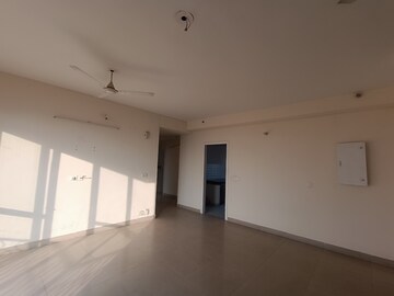 Room in 3.5 BHK Apartment at BPTP Park Prime, Sector 66 – for Rent