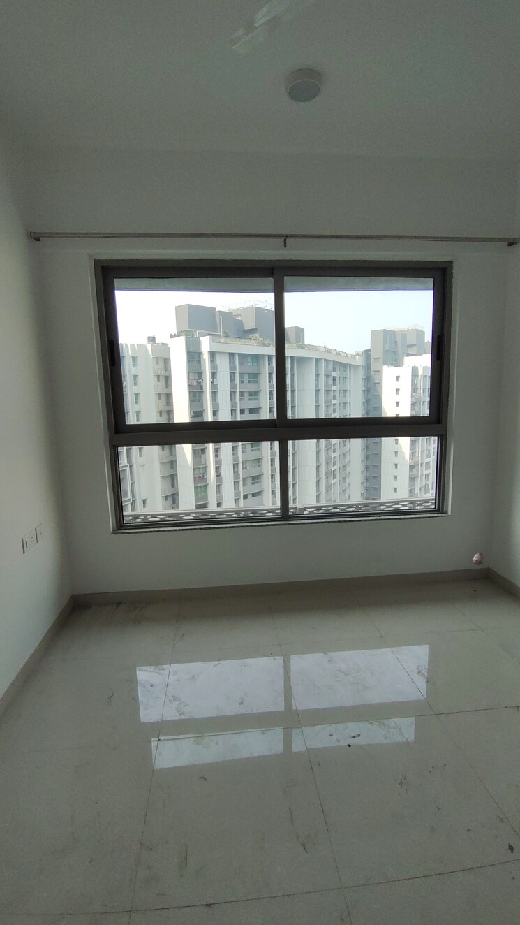 Room, kalpataru-immensa-d 1 Bedroom 450 Sq.Ft. Apartment In Kolshet Road Thane 9741439