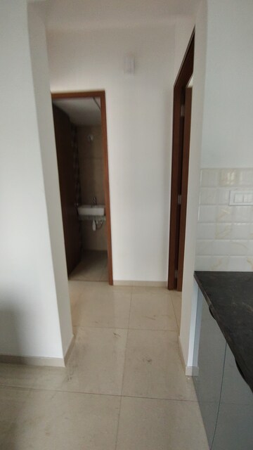 Furnished Amenities in 1 BHK Apartment at Kalpataru Immensa D, Kolshet Road – for Rent