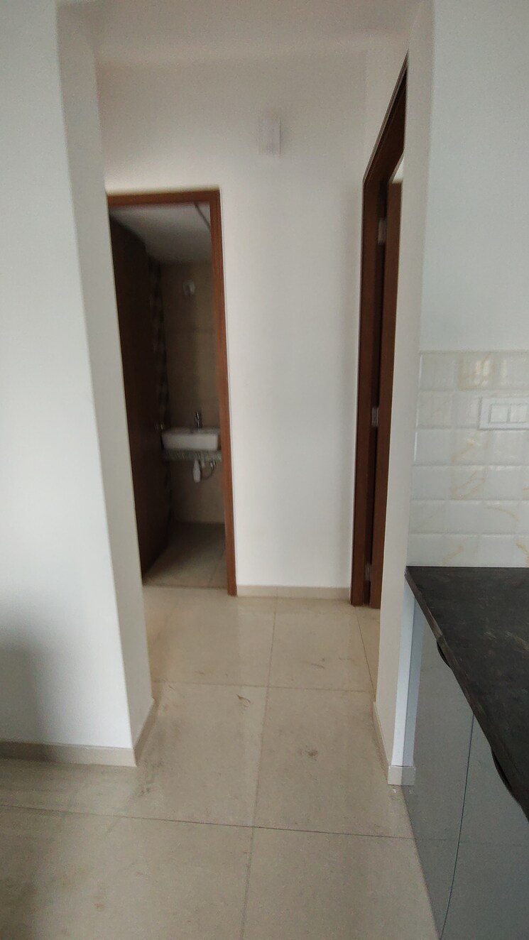 undefined, kalpataru-immensa-d 1 Bedroom 450 Sq.Ft. Apartment In Kolshet Road Thane 9741439