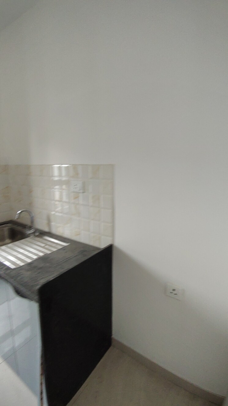 undefined, kalpataru-immensa-d 1 Bedroom 450 Sq.Ft. Apartment In Kolshet Road Thane 9741439