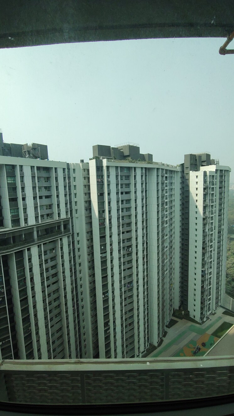 Cover Image, kalpataru-immensa-d 1 Bedroom 450 Sq.Ft. Apartment In Kolshet Road Thane 9741439
