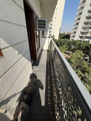 Balcony in 1 BHK Builder Floor at Sector 47 – for Rent