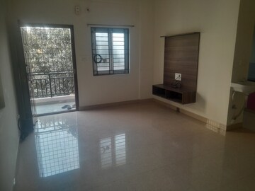 Room in 2 BHK Builder Floor at Nri Layout – for Rent