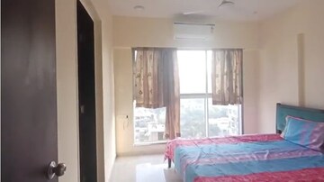 Bedroom in 1.5 BHK Apartment at Swastik Park, Chembur – for Rent