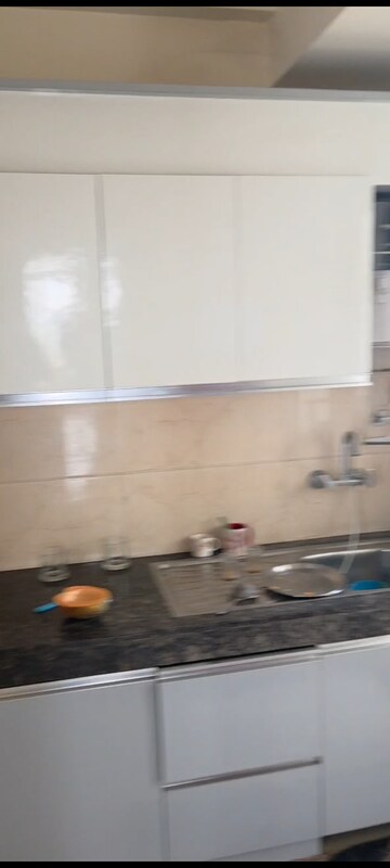 Bathroom in 3 BHK Apartment at Omaxe City, Omaxe City – for Rent