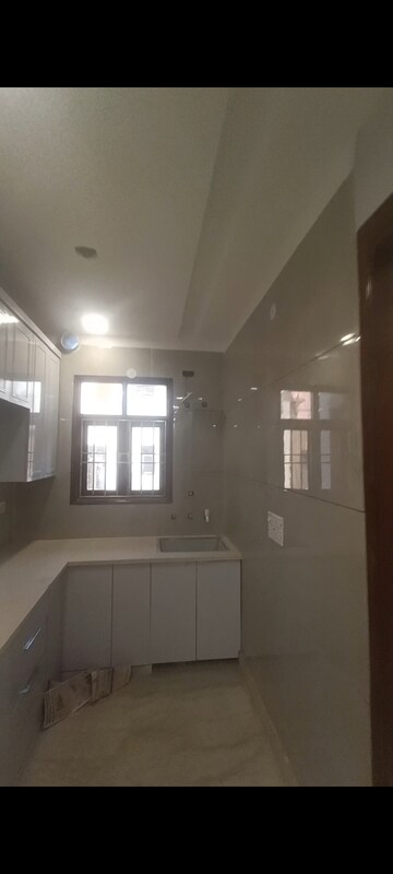 Kitchen in 3 BHK Builder Floor at Rohini Sector 24 – for Sale