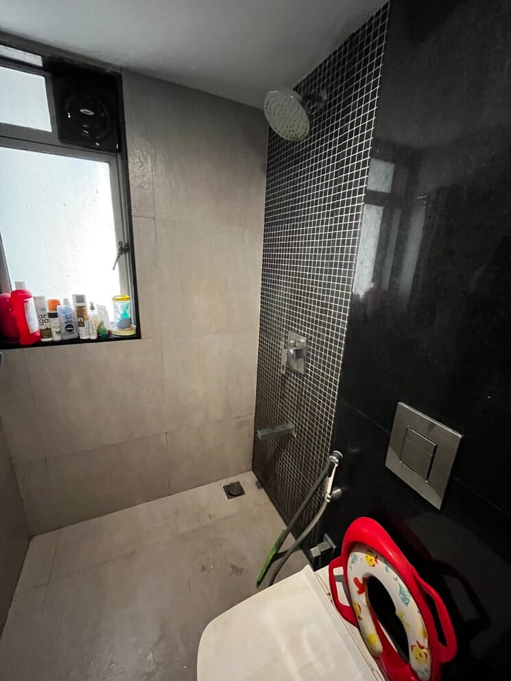 Master Bedroom, lodha-luxuria-priva 3 Bedroom 1149 Sq.Ft. Apartment In Majiwada Thane 9741951