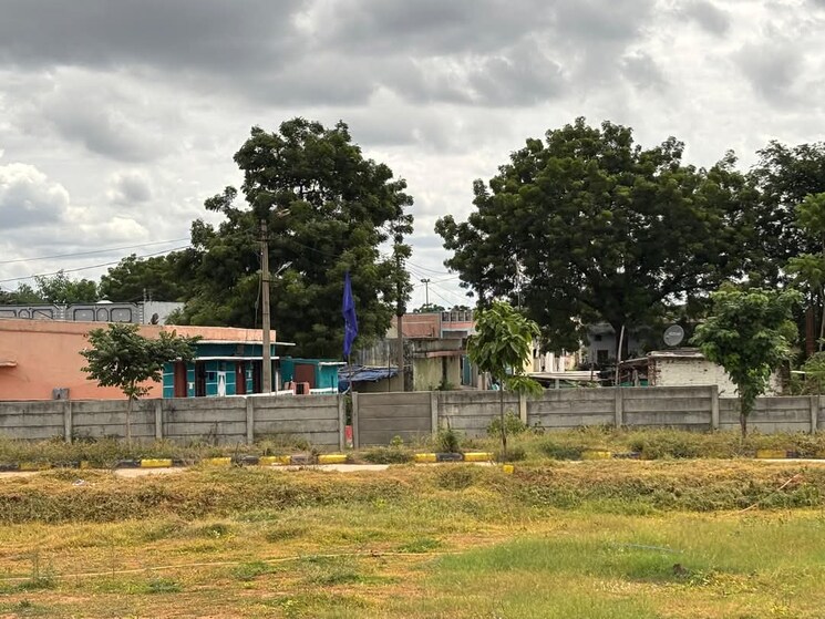 Garden, sangareddy  190 Sq.Yd. Plot In Sangareddy Hyderabad 9742016