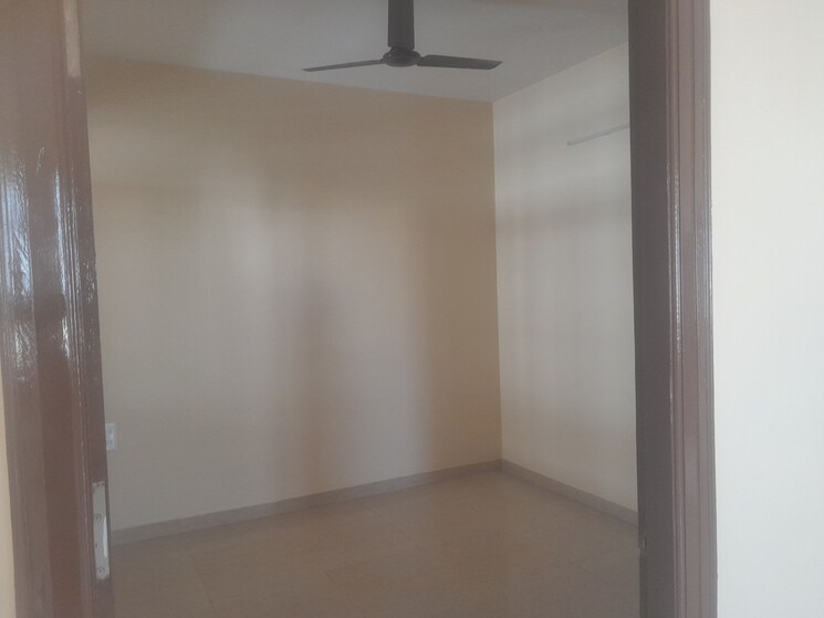 Room, nri layout 3 Bedroom 1500 Sq.Ft. Builder Floor In Nri Layout Bangalore 9742171