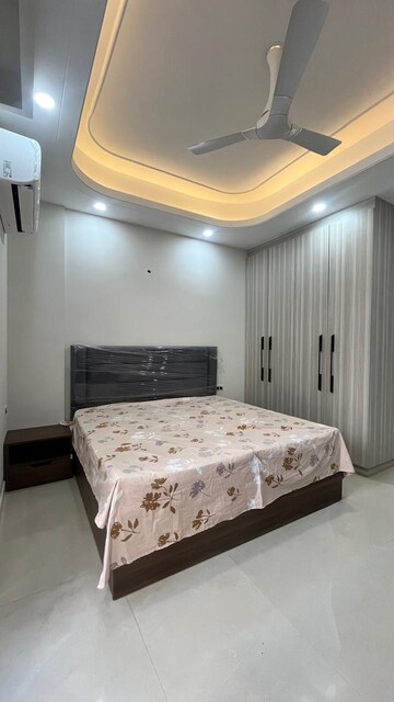 Bedroom in 1 BHK Builder Floor at DLF City Phase III, Sector 24 – for Rent