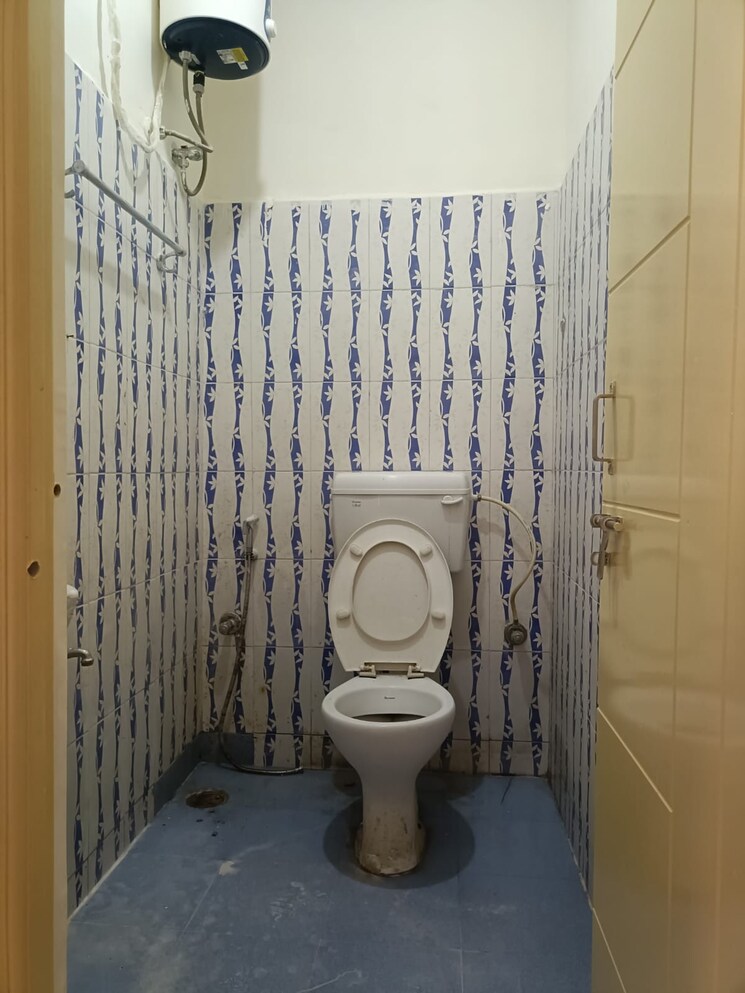 Bathroom, basavanagar 1 Bedroom 1000 Sq.Ft. Builder Floor In Basavanagar Bangalore 9742348