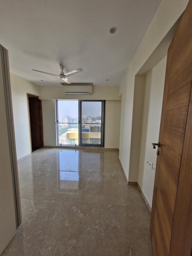 Room, ekta-trinity 3 Bedroom 1250 Sq.Ft. Apartment In Santacruz West Mumbai 9742345