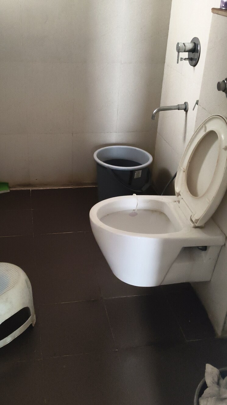 Bathroom, lodha-casa-bella-gold 2 Bedroom 918 Sq.Ft. Apartment In Dombivli East Thane 9742372