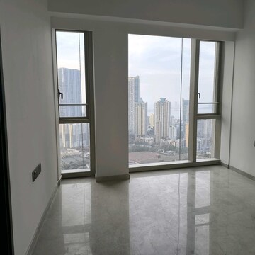 Room in 3 BHK Apartment at Lodha Kiara, Kamala Mill – for Rent