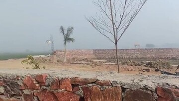  Plot For Sale in Chhatikara