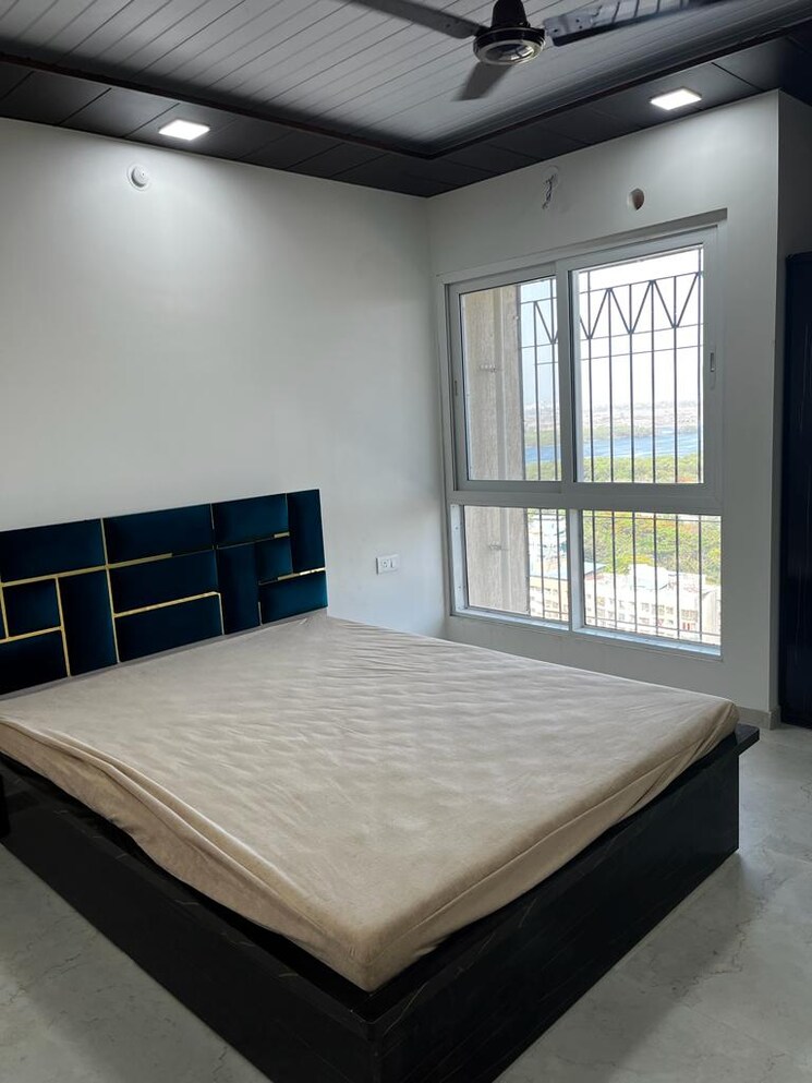 Bedroom, dosti-west-county-phase-2-dosti-cedar 3 Bedroom 1032 Sq.Ft. Apartment In Balkum Pada Thane 9742452