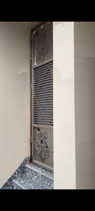 Staircase in 6+ BHK Independent House at Sector 77 – for Sale