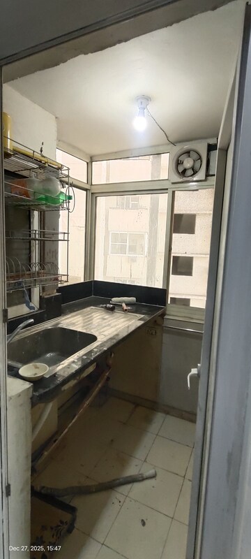 Bathroom in 3 BHK Apartment at Mapsko Casa Bella-Apartments, Sector 82 – for Rent