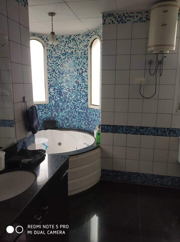 Master Bedroom in 4 BHK Apartment at Omaxe The Nile, Sector 49 – for Sale