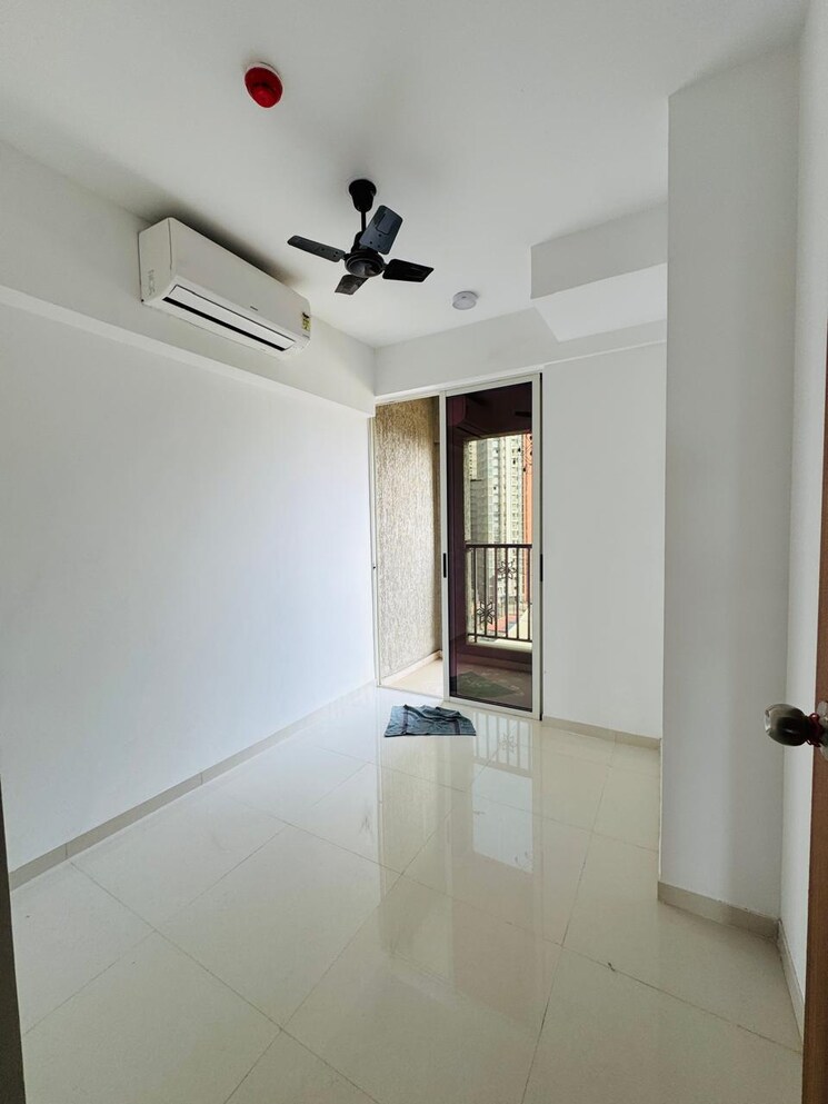 Room, lodha-codename-premier 2.5 Bedroom 830 Sq.Ft. Apartment In Dombivli East Thane 9742591