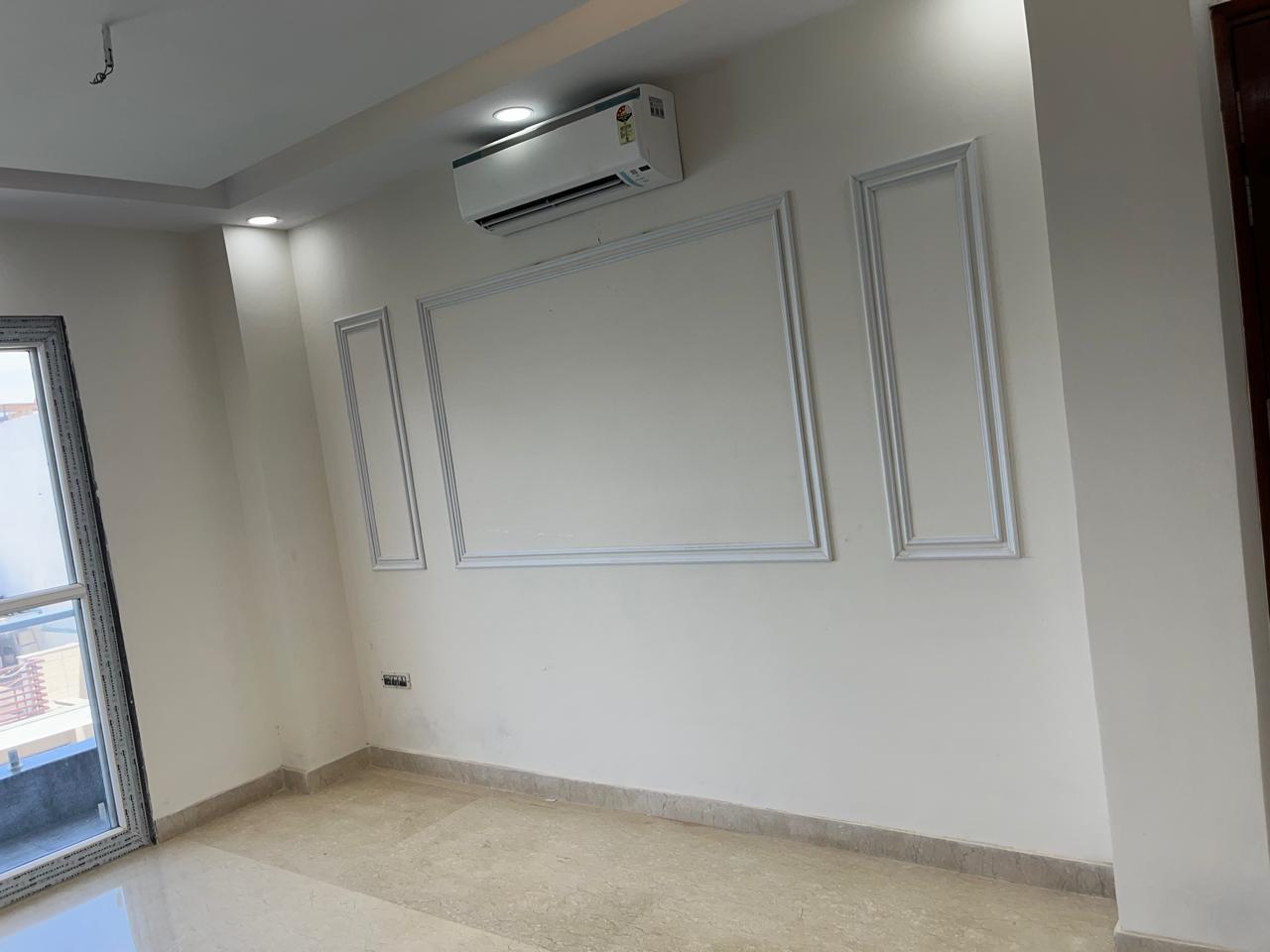 Room, ardee-city 3 Bedroom 200 Sq.Yd. Builder Floor In Sector 52 Gurgaon 9742578