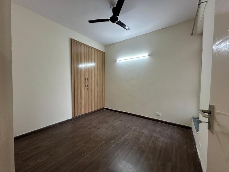 Room, bptp-park-elite-premium 3.5 Bedroom 1250 Sq.Ft. Apartment In Sector 84 Faridabad 9742604