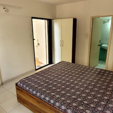 Bedroom in 3 BHK Apartment at A.V.Bhat Oakwoods Apartment, Viman Nagar – for Rent