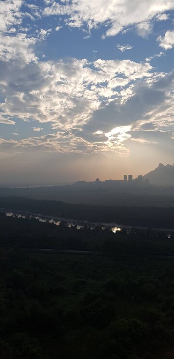 Plot Area in 2 BHK Apartment at Lodha Casa Royale Grande, Majiwada – for Rent