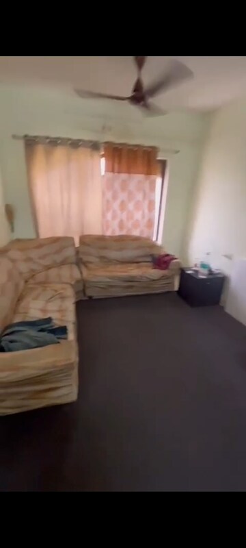 Bedroom in 1 BHK Apartment at Vakola – for Rent