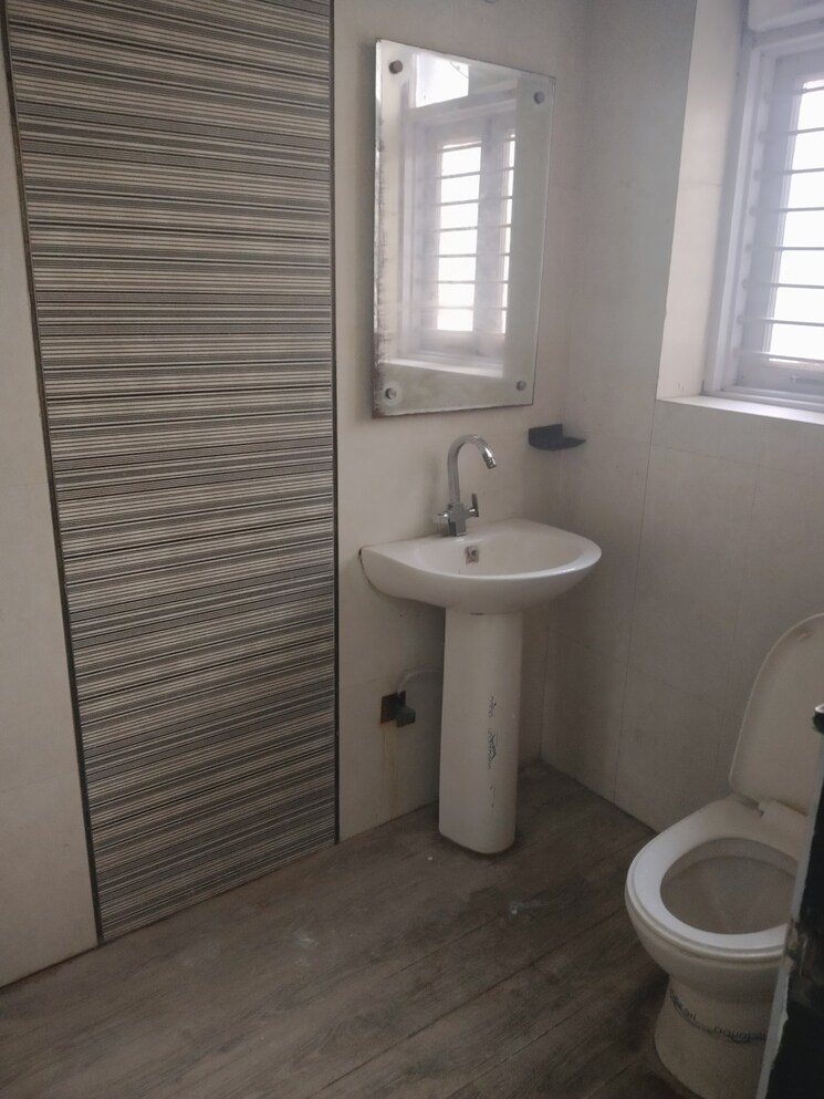 Bathroom, sector 21d 4 Bedroom 360 Sq.Yd. Builder Floor In Sector 21d Faridabad 9742683